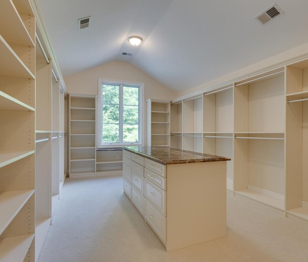 9e0da43a84da4afd651b56e9bf57f9e4